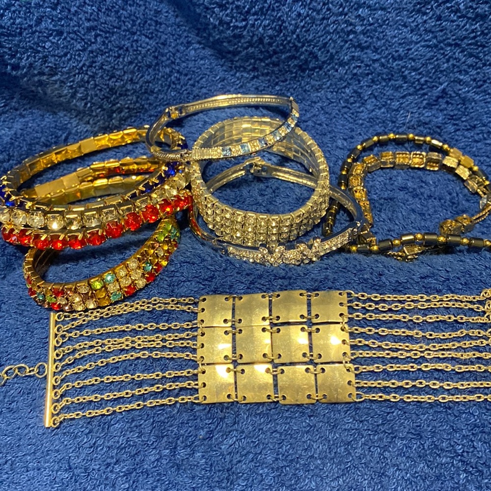 Vintage assorted brackets